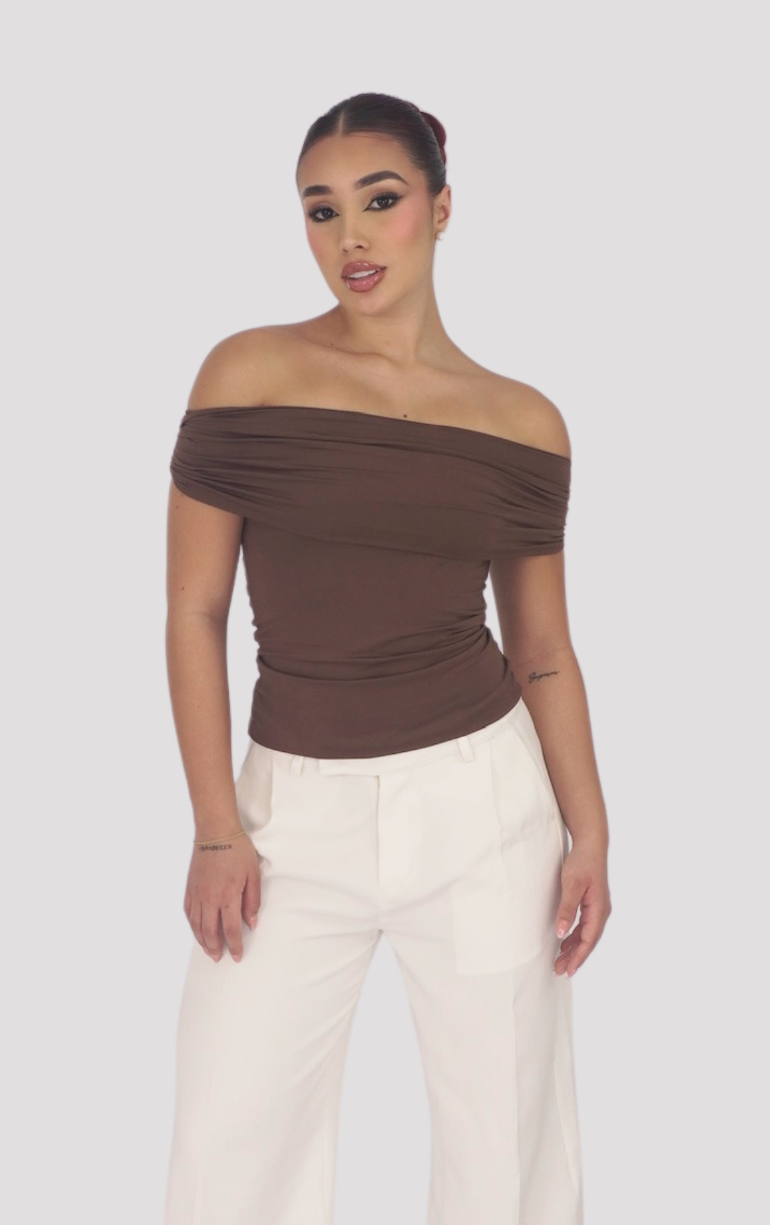 TOP RENATA