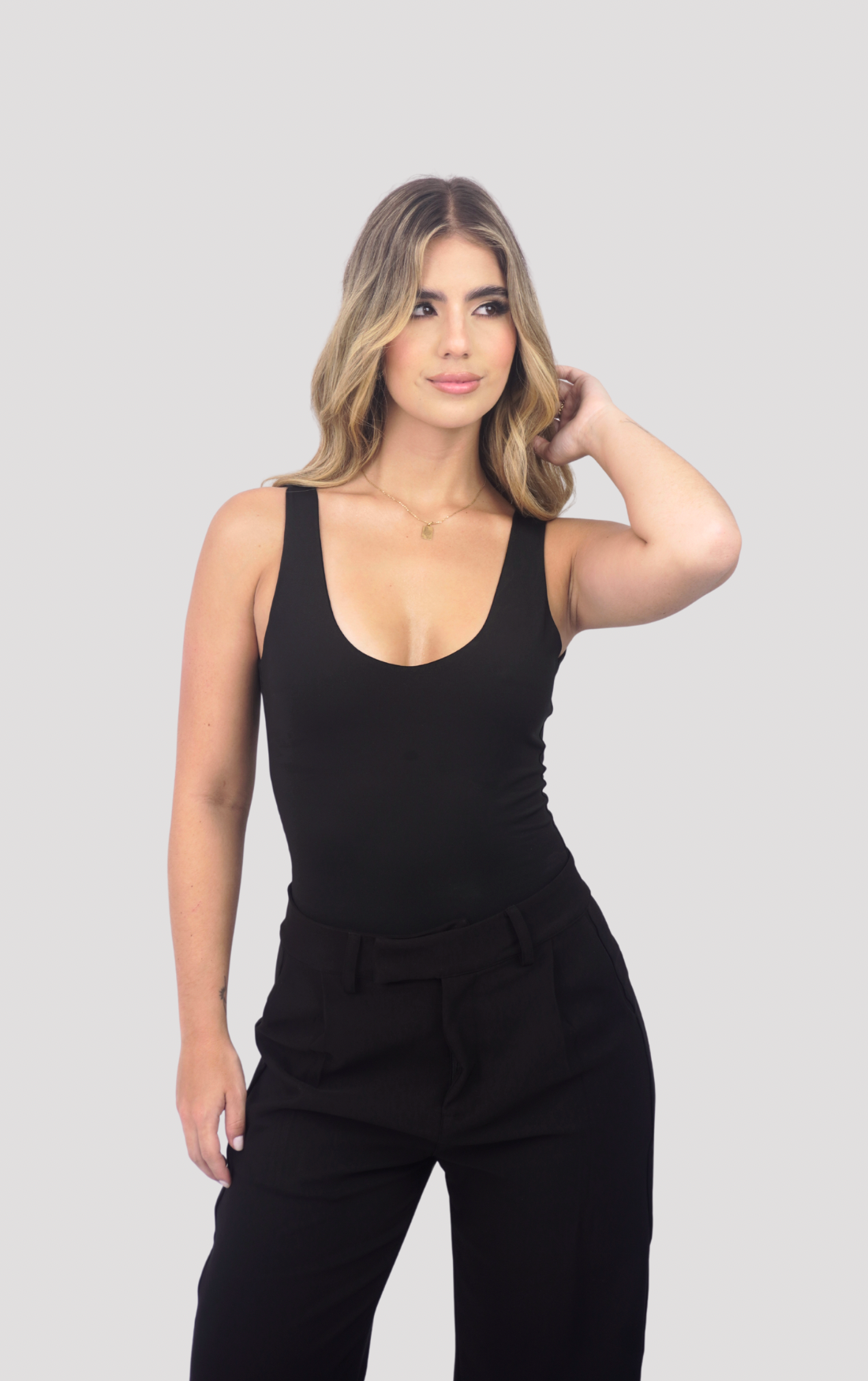 BODY LAURA