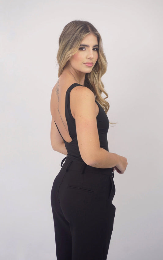 BODY LAURA