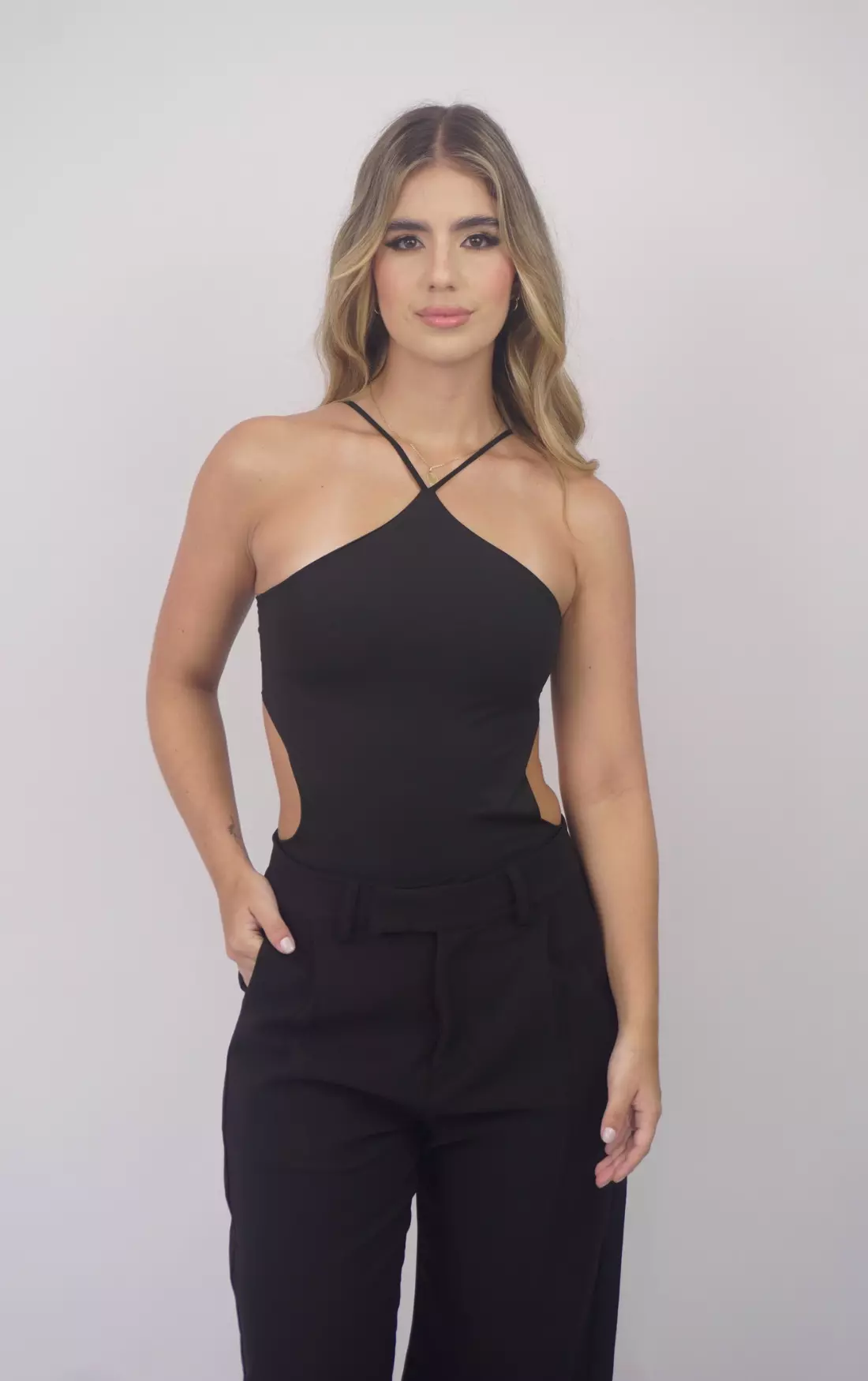 BODY ANTONIA
