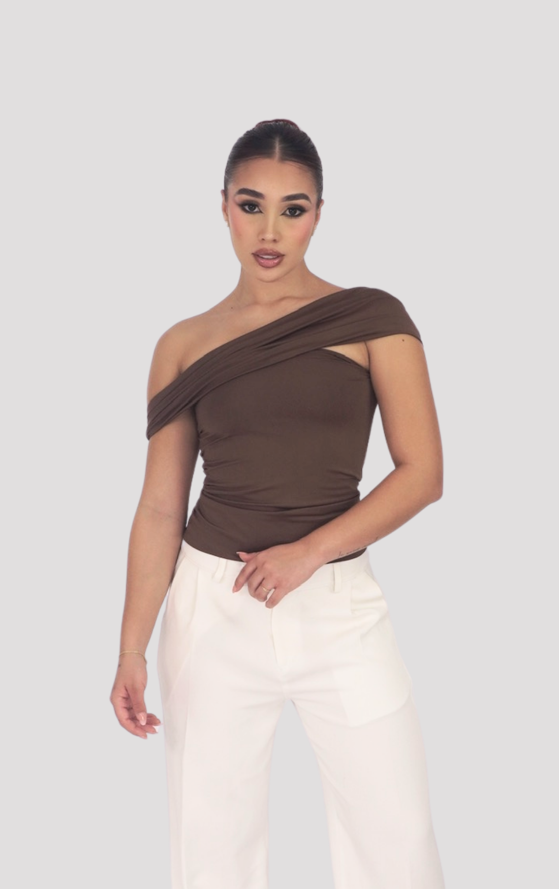 TOP RENATA